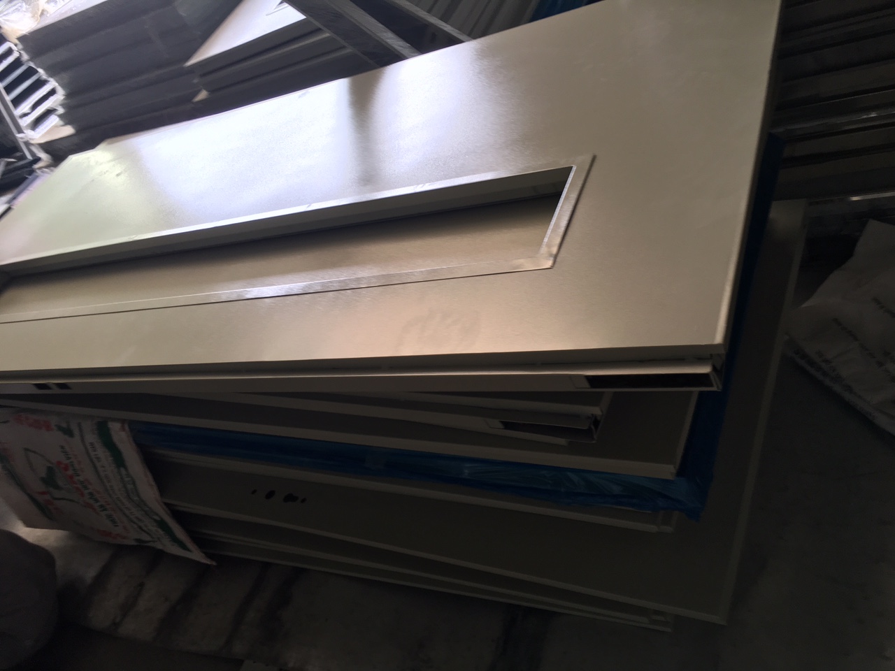 CỬA CHỐNG CHÁY 60 PHÚT